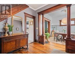 978 HACKETT STREET - 5