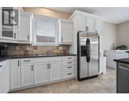 22 SPRINGFIELD WAY - 14