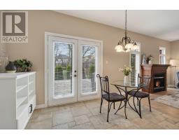 22 SPRINGFIELD WAY - 18