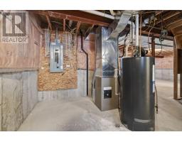 22 SPRINGFIELD WAY - 41