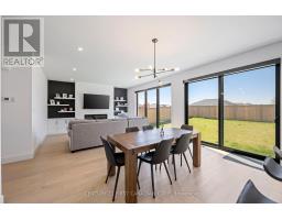 5 HARTLAND CIRCLE - 13