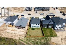 5 HARTLAND CIRCLE - 37