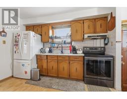 99 MURIEL CRESCENT - 14