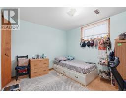 99 MURIEL CRESCENT - 22