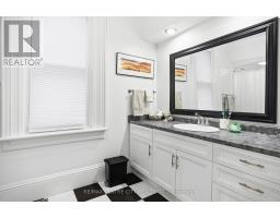 12 ROSEBERY PLACE - 17