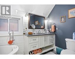 12 ROSEBERY PLACE - 28