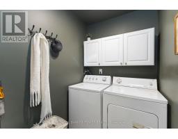 176 CANTERBURY DRIVE - 32