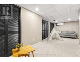 176 CANTERBURY DRIVE - 40