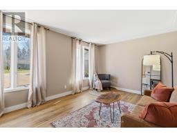 176 CANTERBURY DRIVE - 9