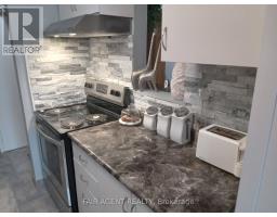 410 - 931 WONDERLAND ROAD S - 17