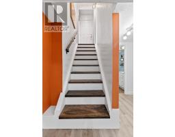 22 THORNCREST CRESCENT - 17