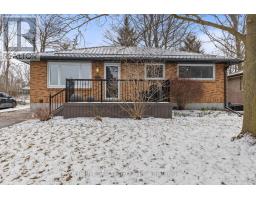 22 THORNCREST CRESCENT - 2