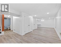 22 THORNCREST CRESCENT - 22