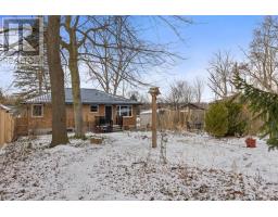 22 THORNCREST CRESCENT - 30