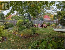 22 THORNCREST CRESCENT - 35