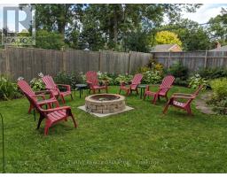 22 THORNCREST CRESCENT - 40