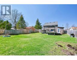 203 MCKELLAR STREET - 33