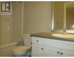 37 - 1960 DALMAGARRY ROAD - 18