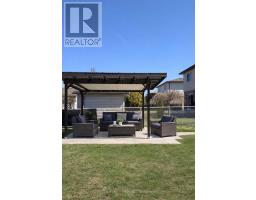 827 CLASSIC DRIVE - 20