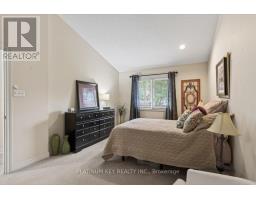 6 - 307 METCALFE STREET E - 14