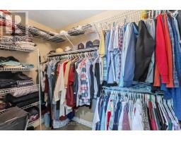 29 HOLLAND AVENUE - 25