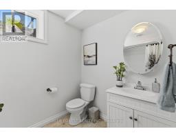 29 HOLLAND AVENUE - 33