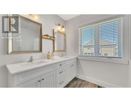 44 - 41 EARLSCOURT TERRACE - 26