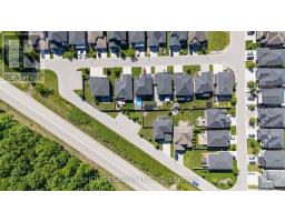 44 - 41 EARLSCOURT TERRACE - 38