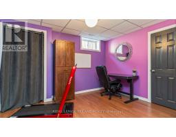 10 PRESPA COURT - 27