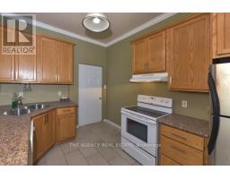 870 QUEENS AVENUE - 17