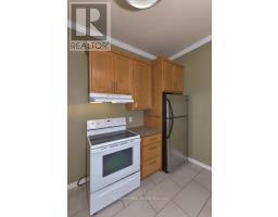 870 QUEENS AVENUE - 20