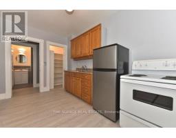 870 QUEENS AVENUE - 21