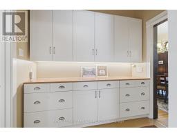 937 WATERLOO STREET - 18