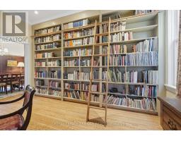 937 WATERLOO STREET - 5