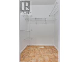 25 - 1555 HIGHBURY AVENUE N - 13