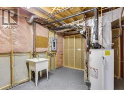 25 - 1555 HIGHBURY AVENUE N - 37