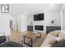 1886 FOUNTAIN GRASS DRIVE - 12