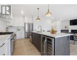 1886 FOUNTAIN GRASS DRIVE - 16