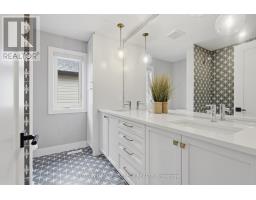 1886 FOUNTAIN GRASS DRIVE - 32