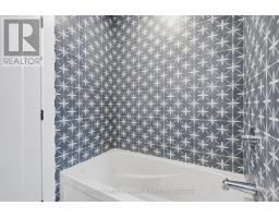 1886 FOUNTAIN GRASS DRIVE - 33