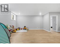 1886 FOUNTAIN GRASS DRIVE - 36