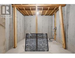 1886 FOUNTAIN GRASS DRIVE - 42