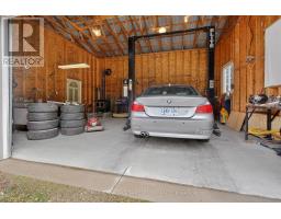 9584 MELROSE DRIVE - 15