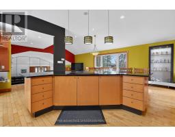 9584 MELROSE DRIVE - 25