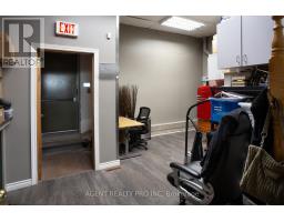 419 DUNDAS STREET - 13