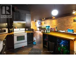 419 DUNDAS STREET - 43