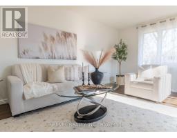 136 LACEY CRESCENT - 19