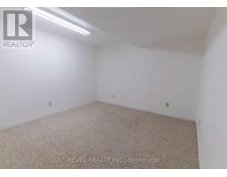 136 LACEY CRESCENT - 22