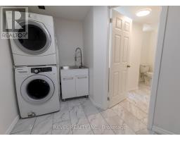 136 LACEY CRESCENT - 24