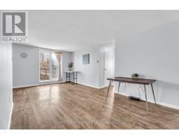 401 - 986 HURON STREET - 16